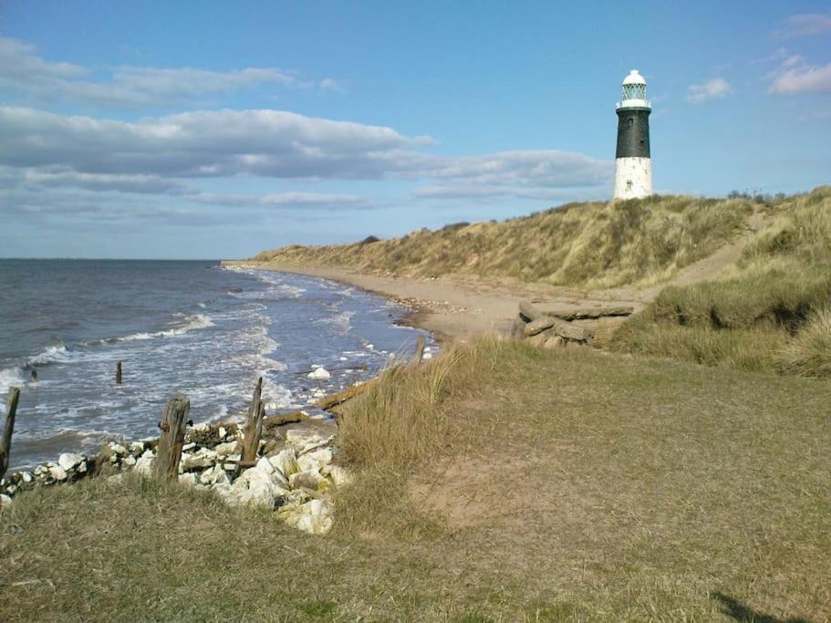 Charming 2 Bedroom Holiday Chalet Withernsea Exterior foto